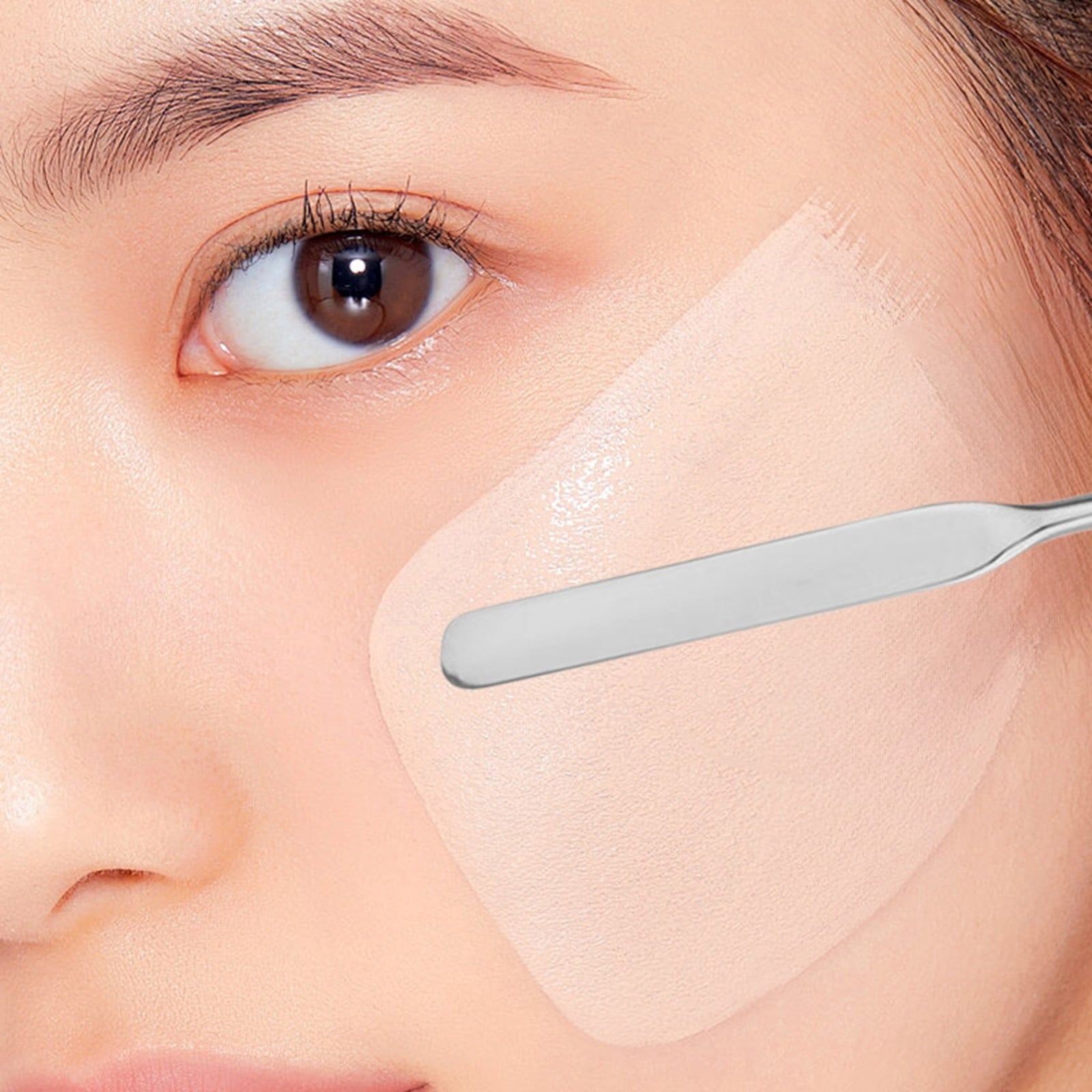 Beauty Tools for Finish Lightweight Makeup Application Ideal for All Skin Types Effortless Hand Use for Daily Beauty for Everyone